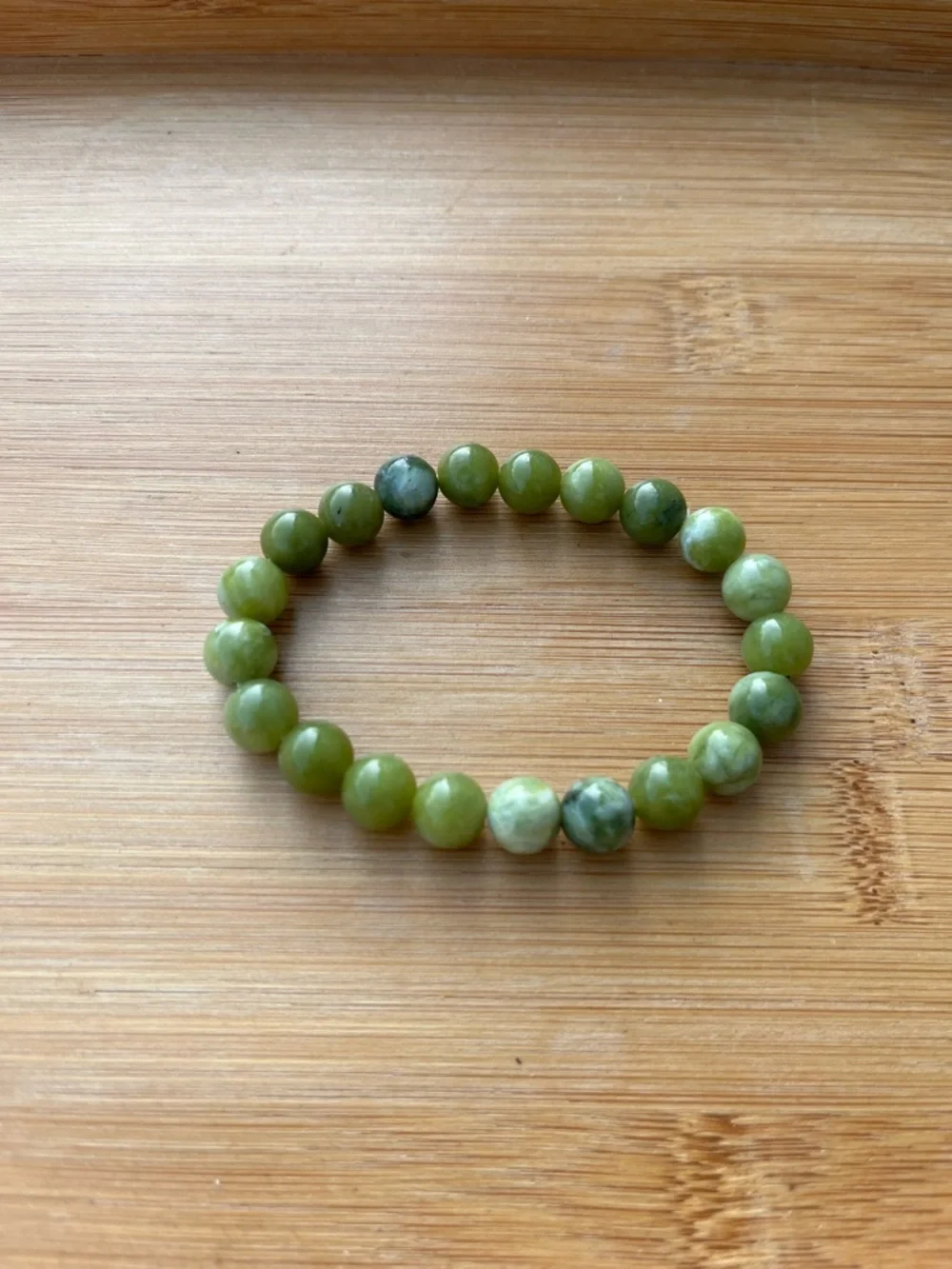 Green Jade Bead Stretch Bracelet - Unbranded made by Jayglam7 - Picture 4 of 5